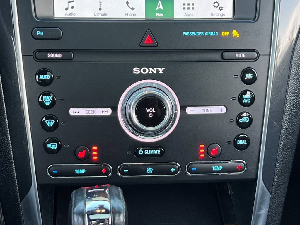 Used 2019 Ford Explorer Sport w/ Ford Safe & Smart Package image 24