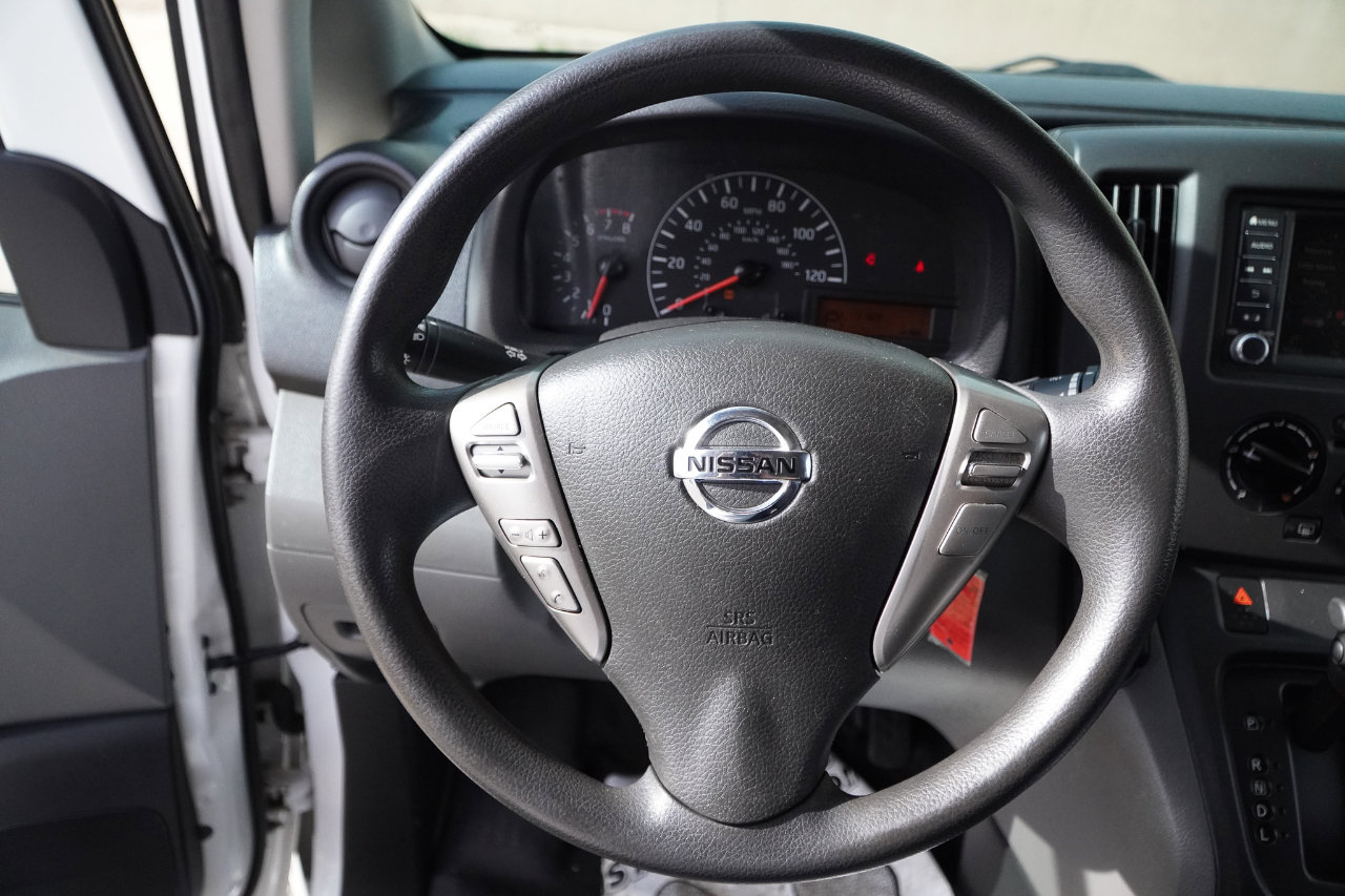 Used 2020 Nissan NV200 SV w/ Sliding Glass Door Package image 31