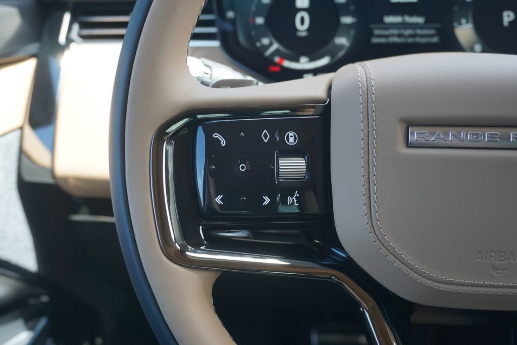 New 2025 Land Rover Range Rover Sport Dynamic SE image 12