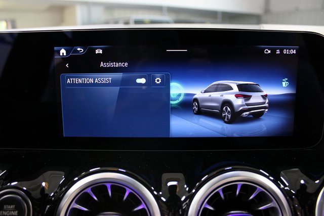 Used 2024 Mercedes-Benz GLA 250 w/ Exclusive Package image 27