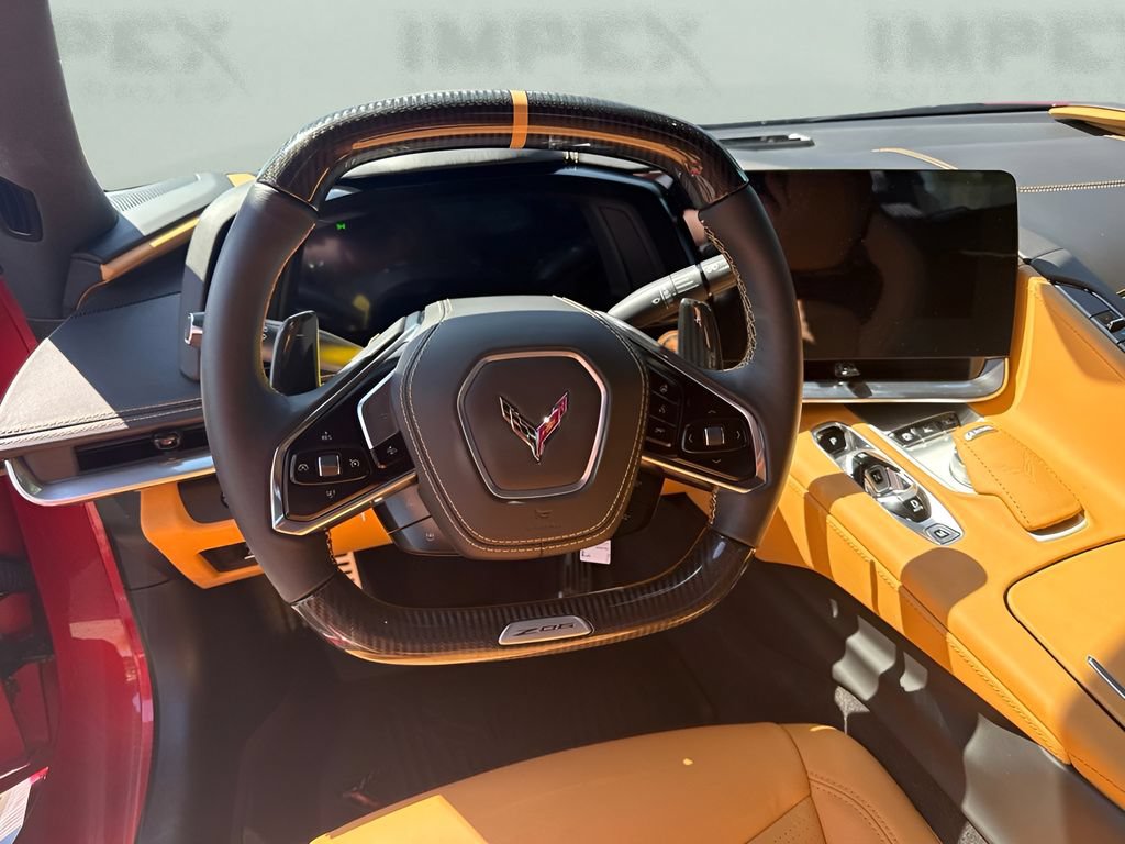 Used 2025 Chevrolet Corvette Z06 RWD image 12