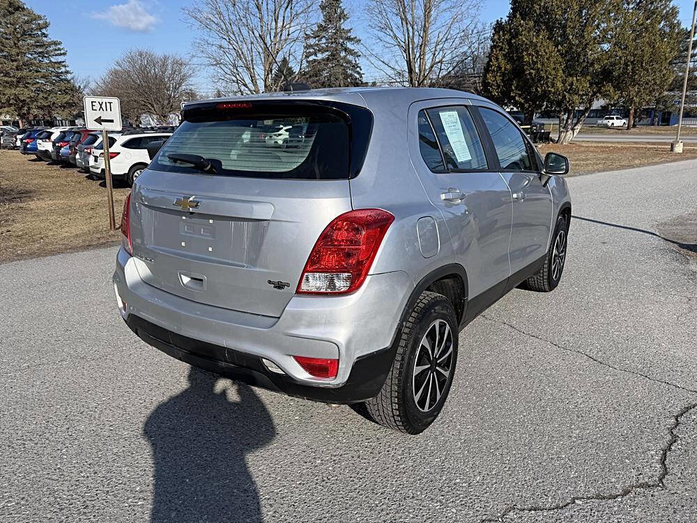 Used 2018 Chevrolet Trax LS image 5
