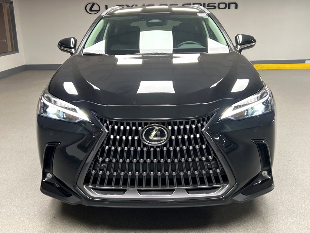 New 2026 Lexus NX 350 AWD image 2