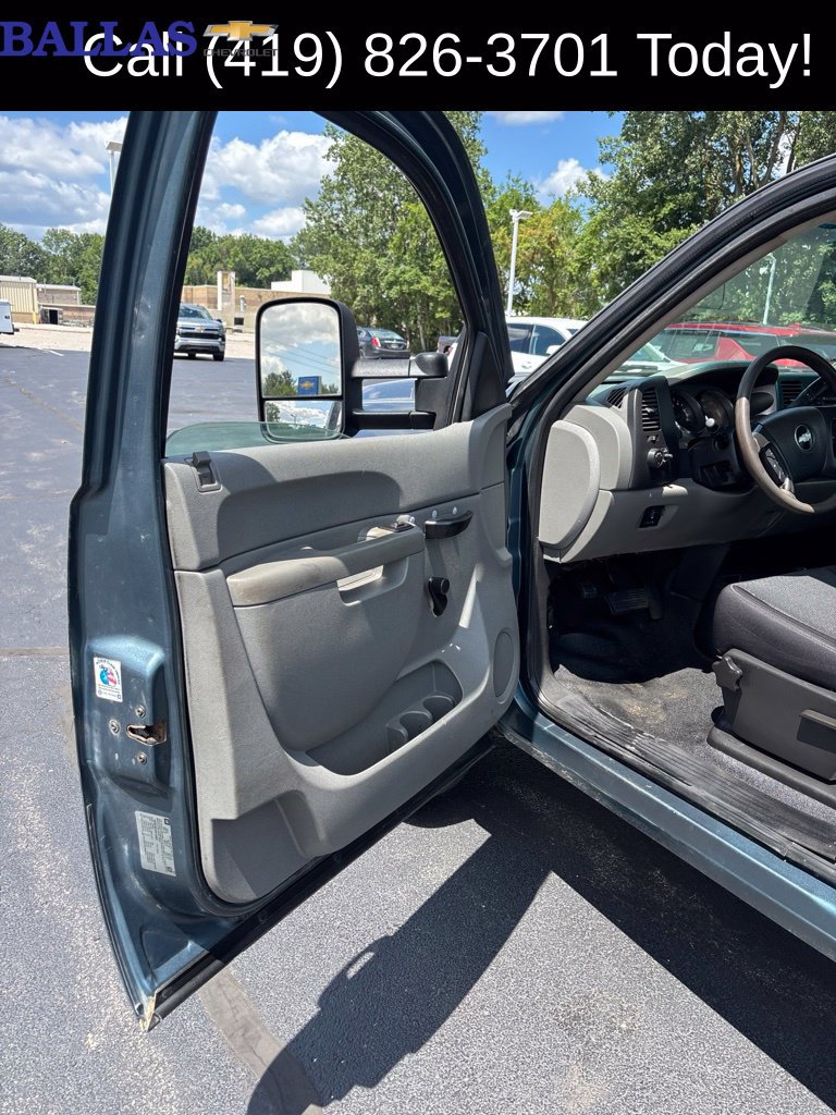 Used 2012 Chevrolet Silverado 2500 W/T AWD/4WD image 10