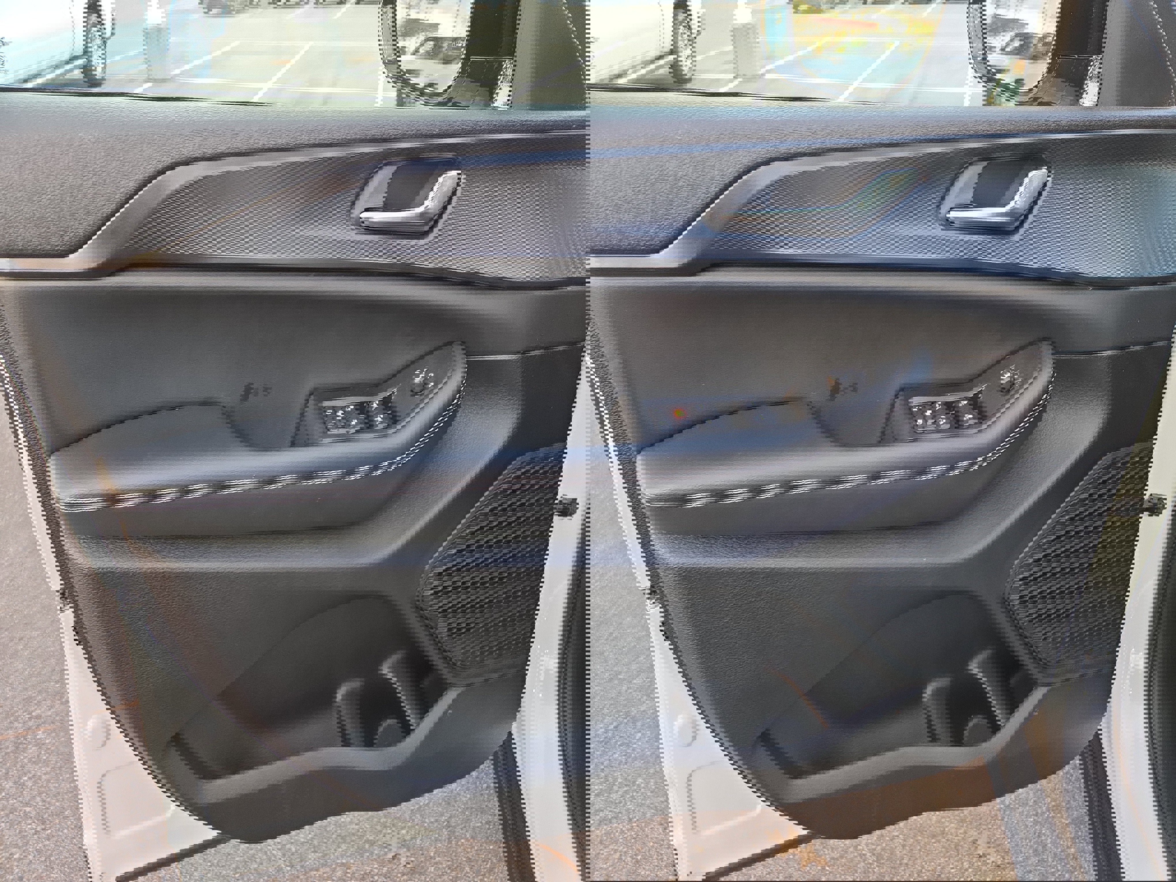 Certified 2024 Jeep Grand Cherokee L Altitude image 11