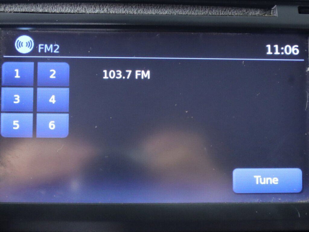 Used 2016 Nissan Frontier PRO-4X image 16