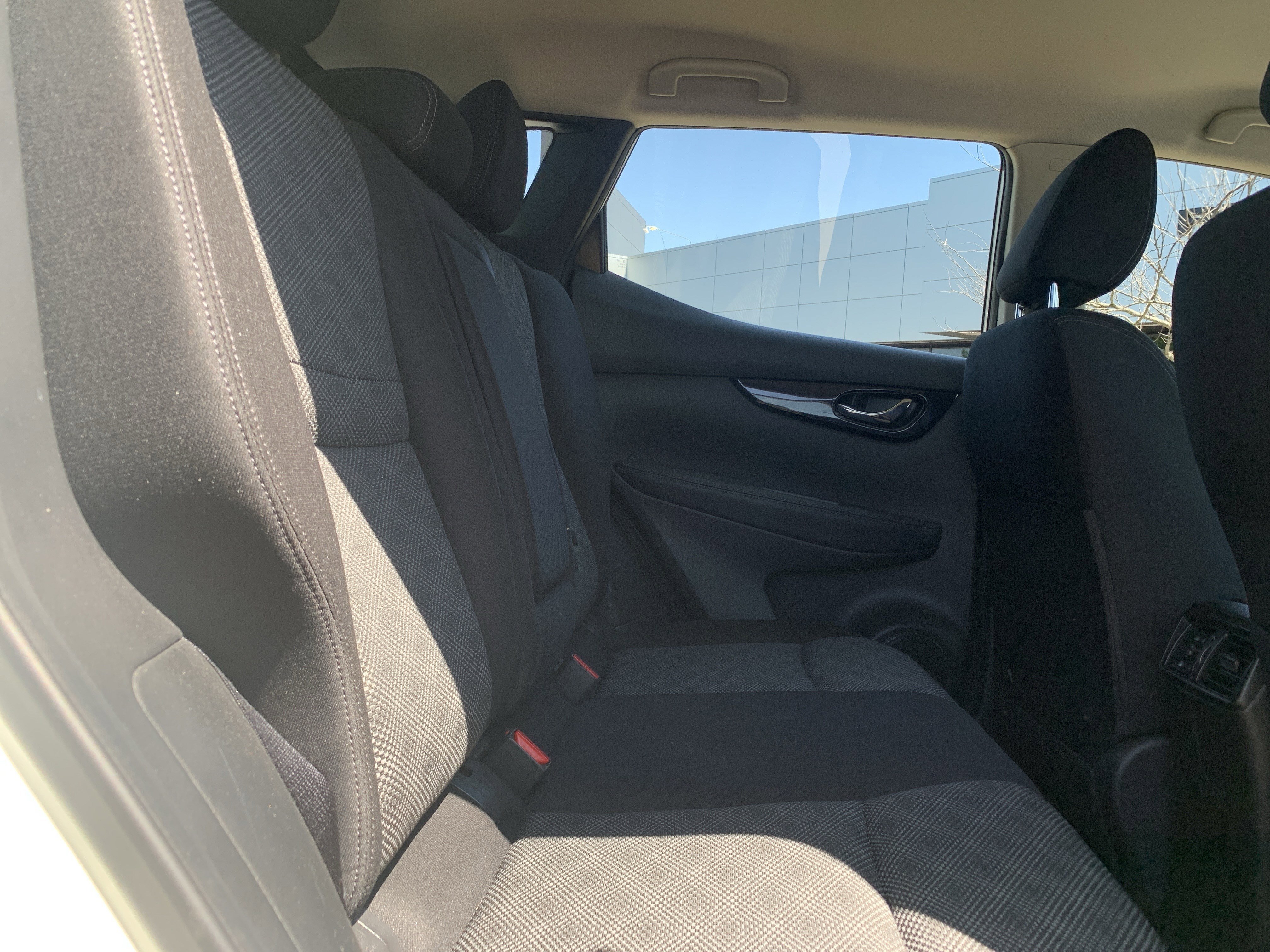 Used 2017 Nissan Rogue Sport SV w/ SV Premium Package FWD image 33