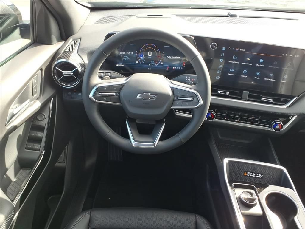 New 2027 Chevrolet Equinox LT w/ Convenience Package II FWD image 23