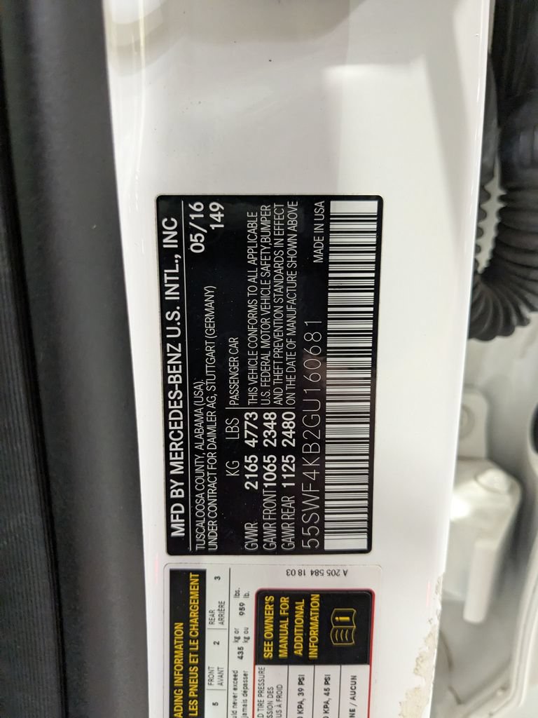 Certified 2016 Mercedes-Benz C 300 4MATIC Sedan image 4