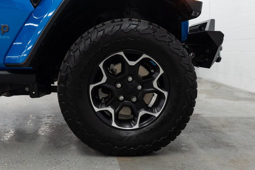 Used 2023 Jeep Wrangler Unlimited Rubicon 4xe w/ Cold Weather Group AWD/4WD image 33