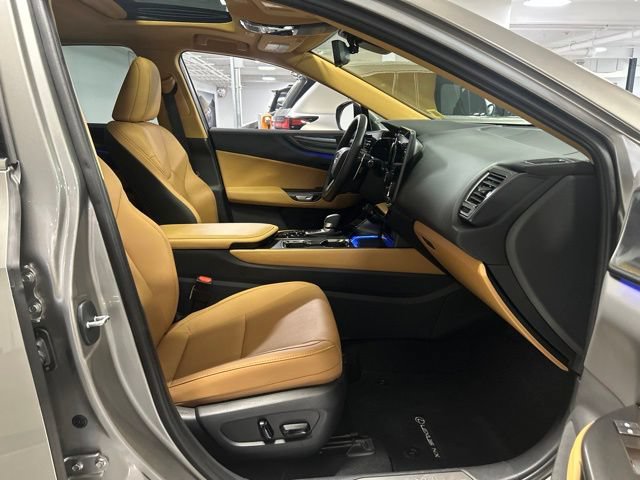 Used 2026 Lexus NX 350h AWD w/ Cold Area Package image 24