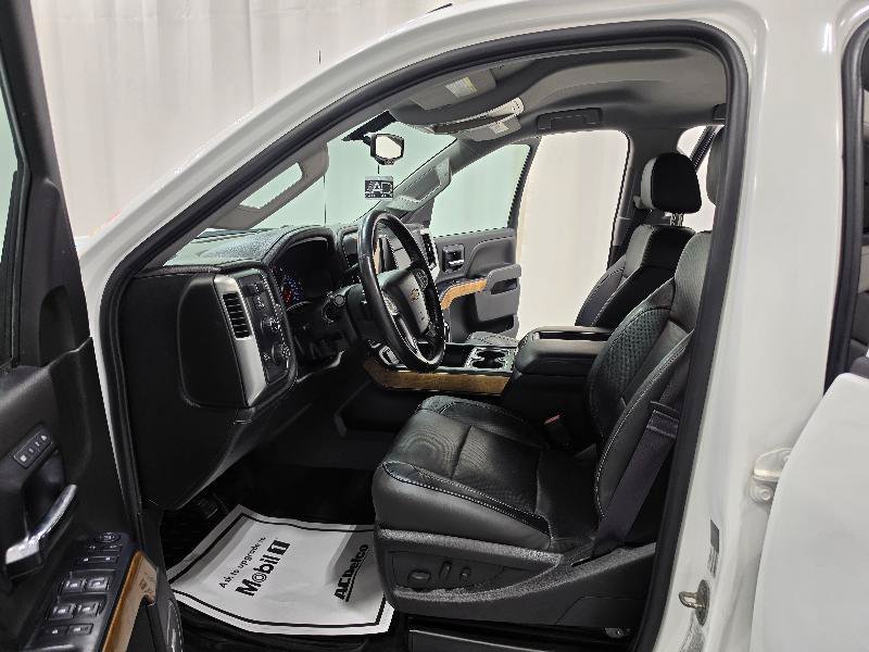 Used 2015 Chevrolet Silverado 3500 LTZ w/ LTZ Plus Package AWD/4WD image 16