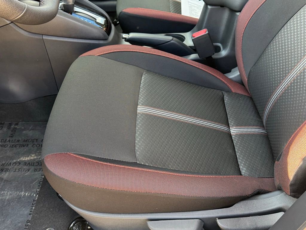 New 2025 Nissan Versa SR w/ Trunk Package image 15