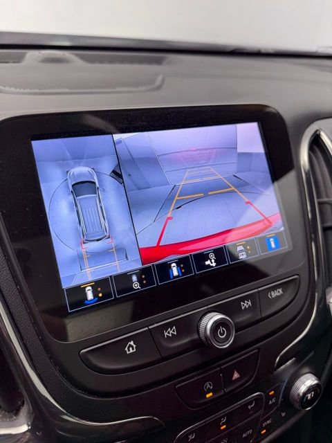 Used 2022 Chevrolet Equinox RS w/ RS Leather Package image 44