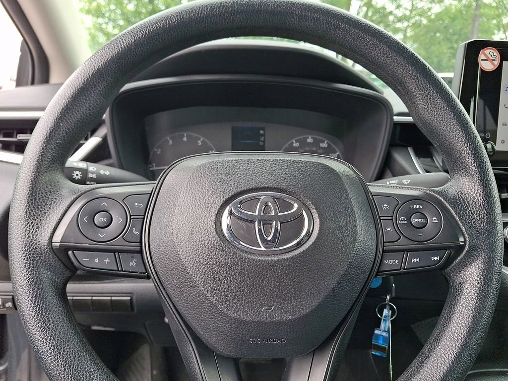 Used 2024 Toyota Corolla LE FWD image 18