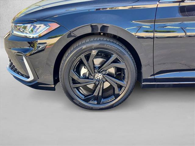 New 2027 Volkswagen Jetta SE FWD image 10