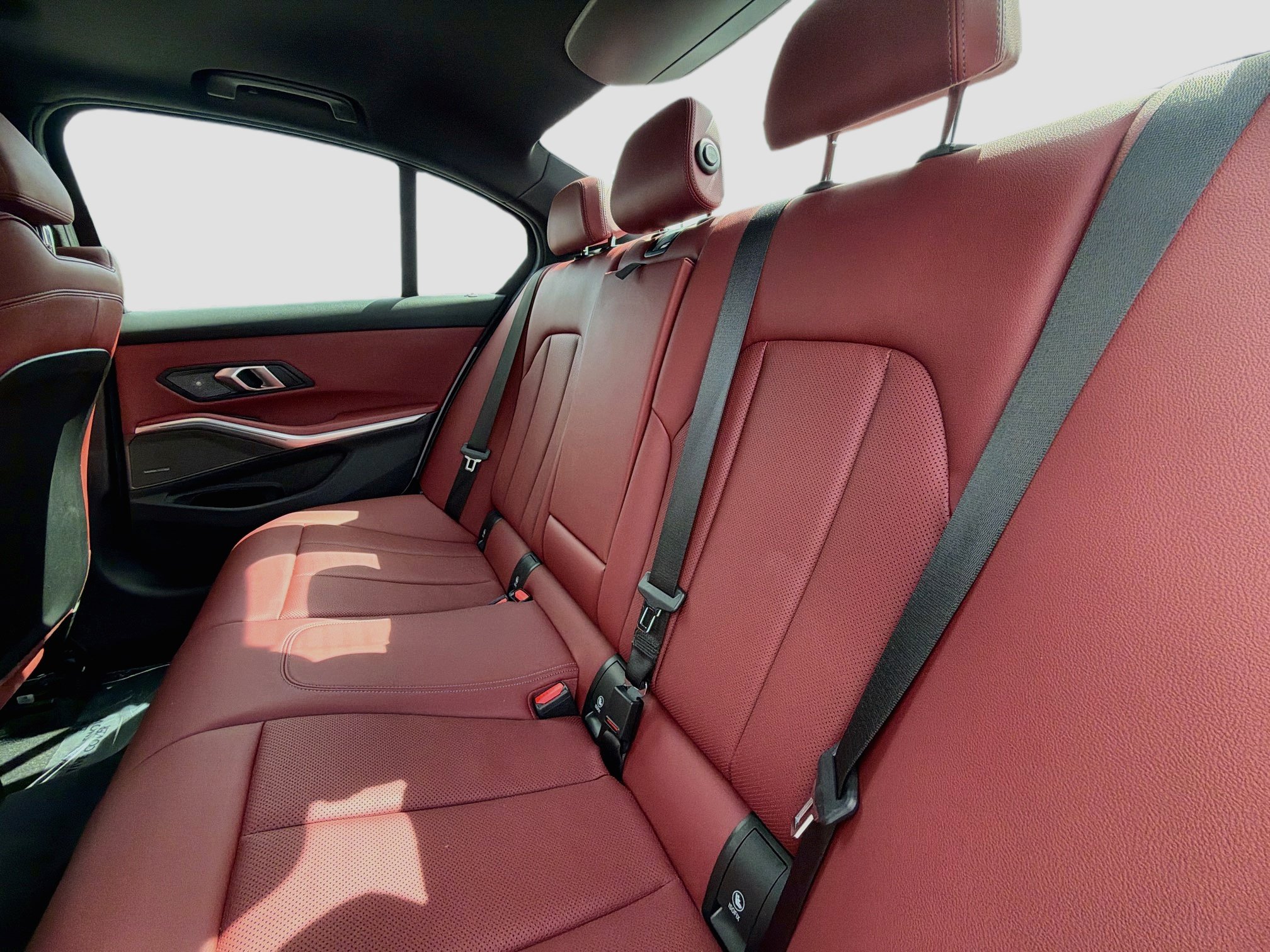 Used 2024 BMW 330e w/ Premium Package RWD image 20