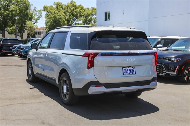 New 2026 Kia Carnival EX image 6