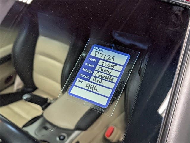 Used 2005 Chevrolet Corvette Coupe w/ Preferred Equipment Group image 34