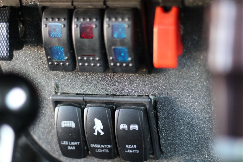 Used 1988 Jeep Wrangler Sahara AWD/4WD image 25