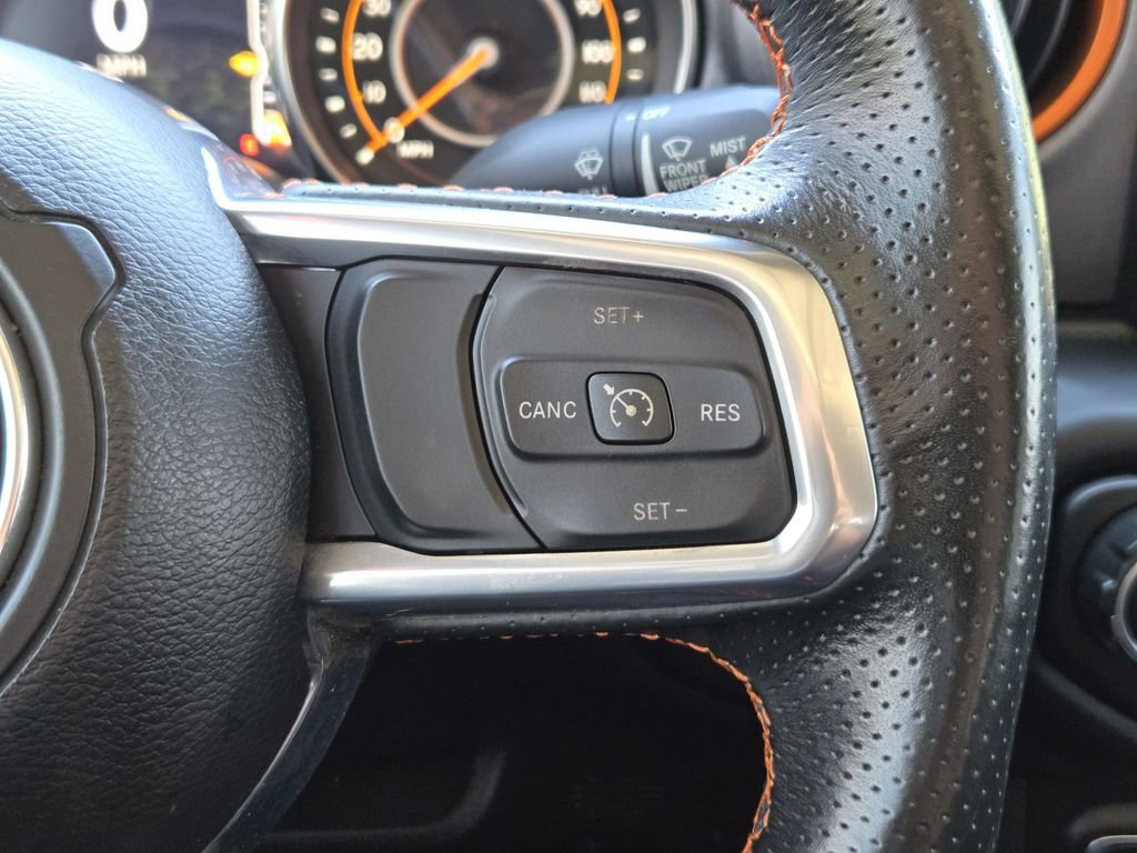 Used 2023 Jeep Gladiator Mojave w/ Cold Weather Group AWD/4WD image 30
