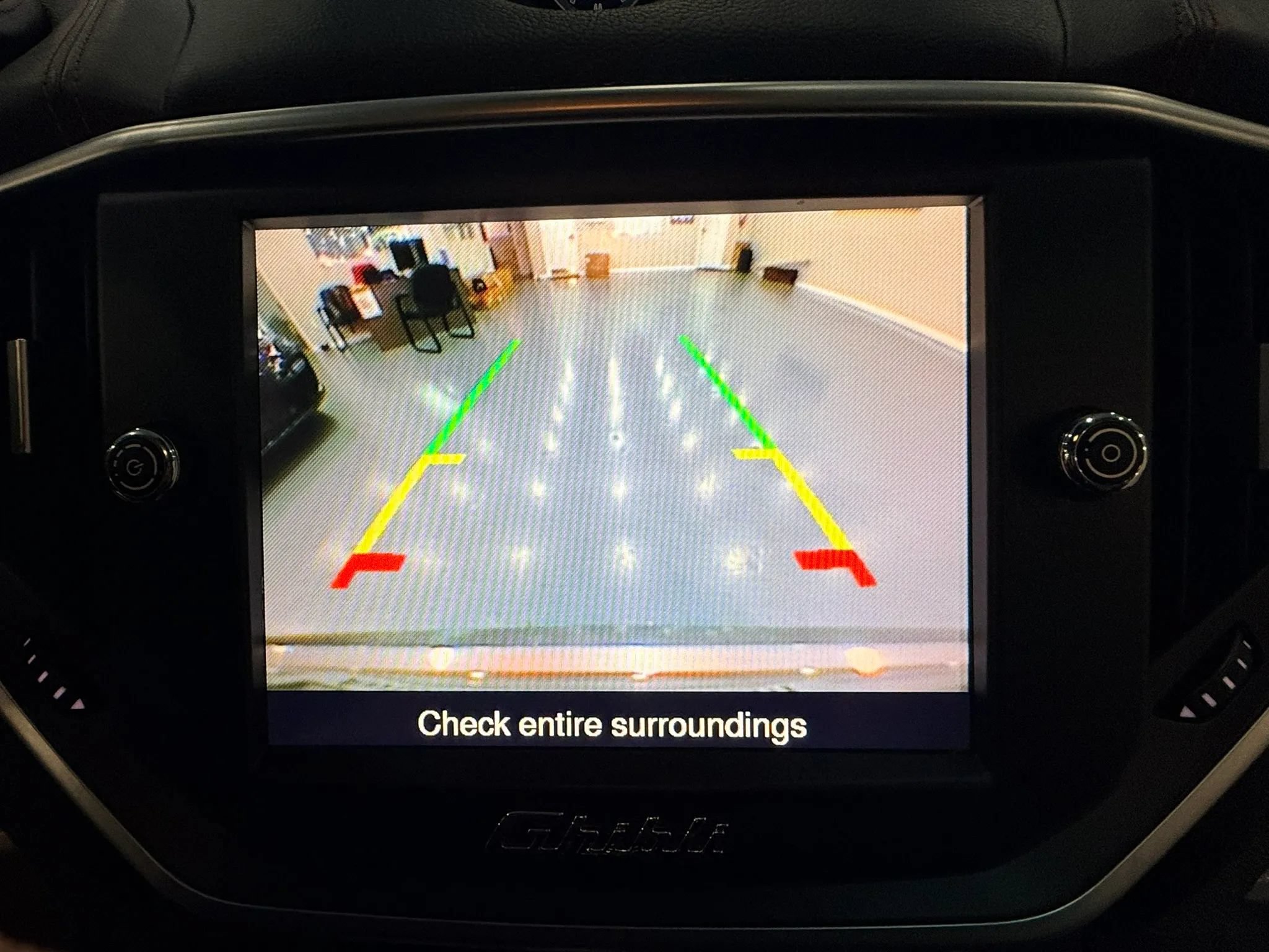 Used 2016 Maserati Ghibli RWD image 31
