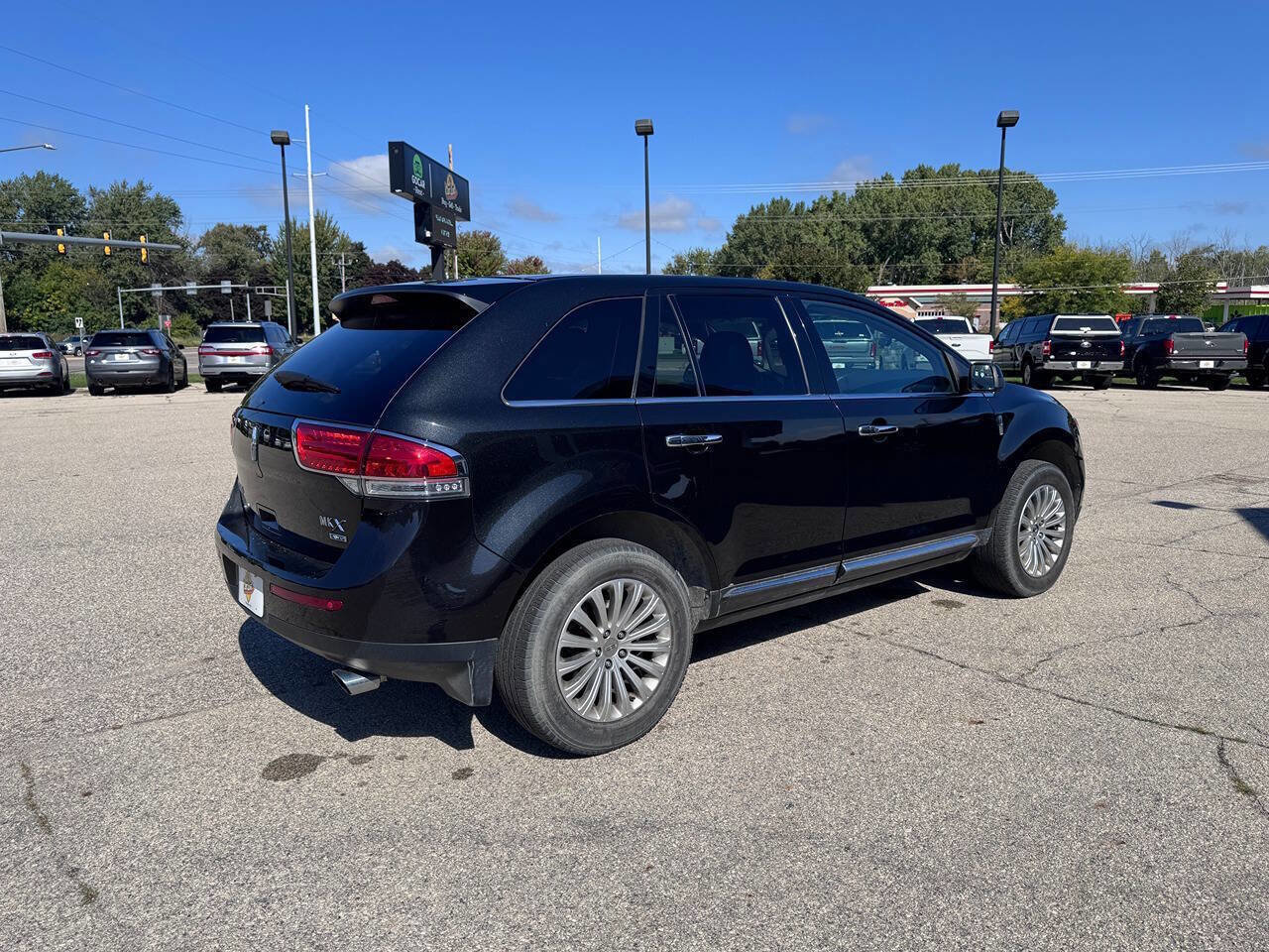 Used 2014 Lincoln MKX AWD image 5