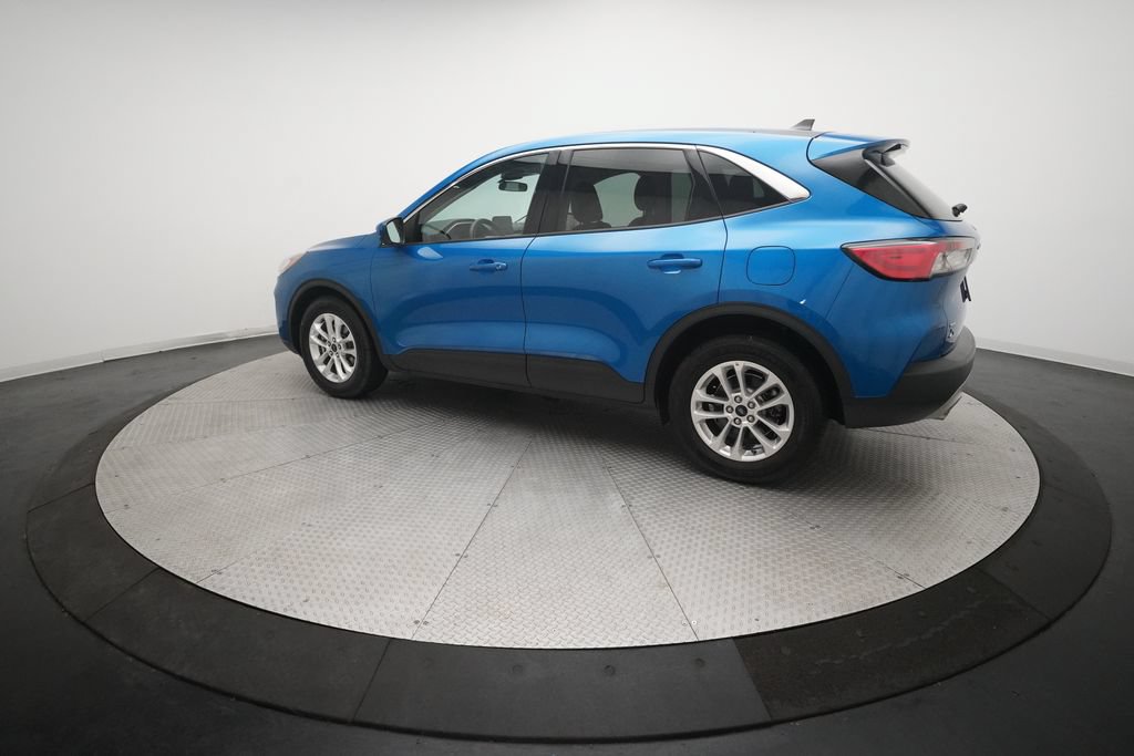 Used 2021 Ford Escape SE FWD image 32