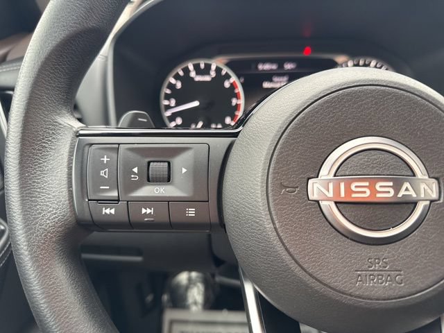 Used 2022 Nissan Rogue SV AWD/4WD image 19