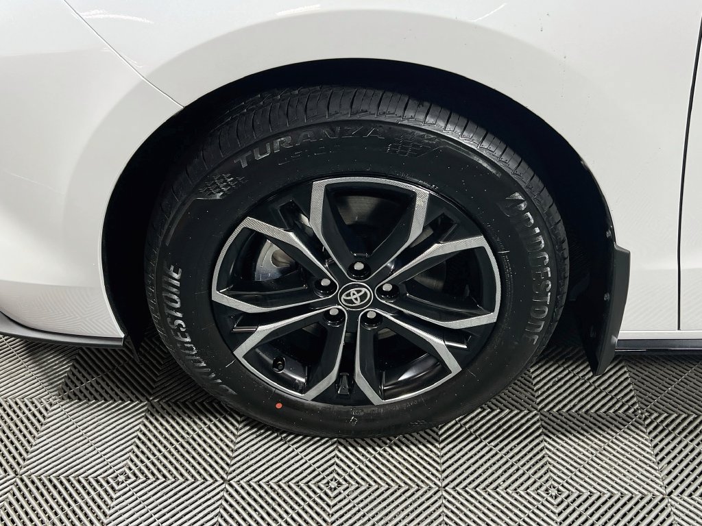 New 2026 Toyota Sienna Platinum AWD/4WD image 23