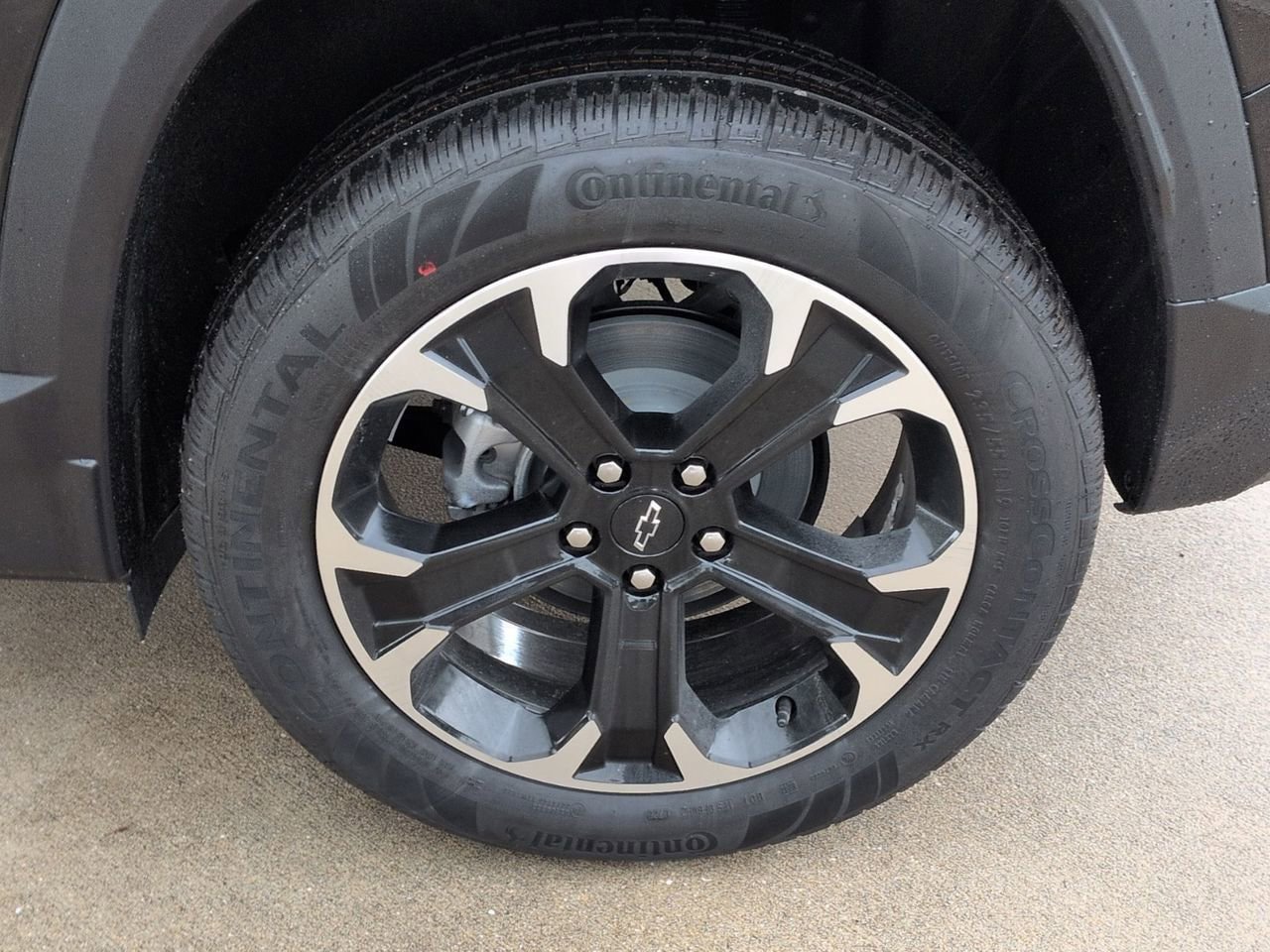 New 2026 Chevrolet Equinox LT w/ Safety and Technology Package FWD image 26