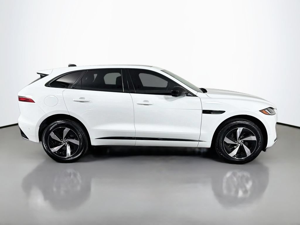 Certified 2025 Jaguar F-PACE R-Dynamic S AWD/4WD image 4