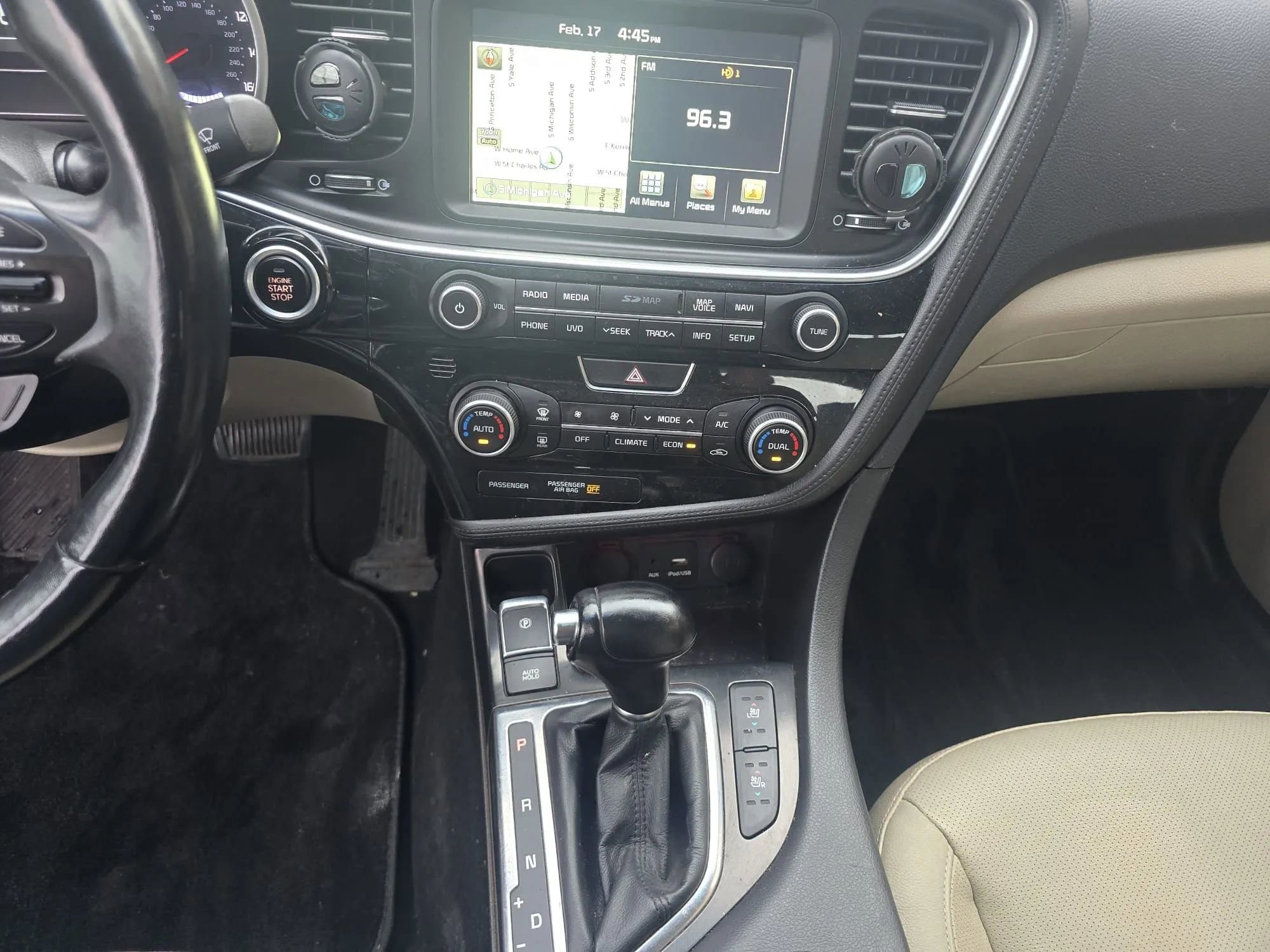 Used 2015 Kia Optima EX image 25
