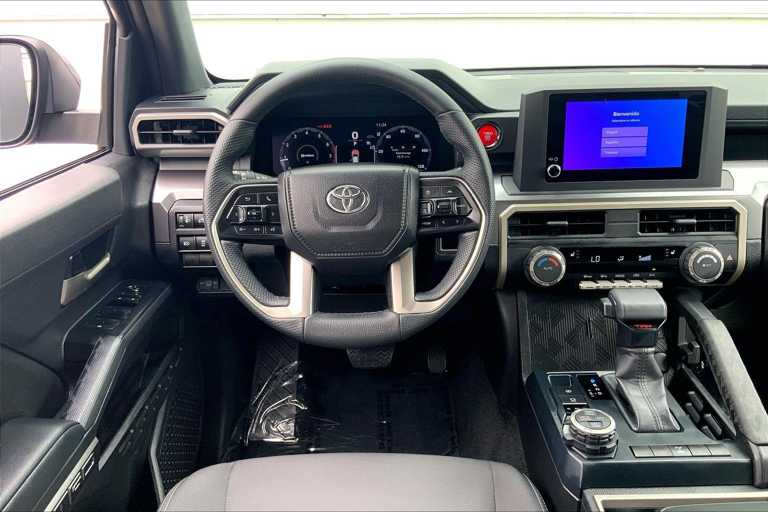 Used 2025 Toyota Tacoma TRD Off-Road AWD/4WD image 6
