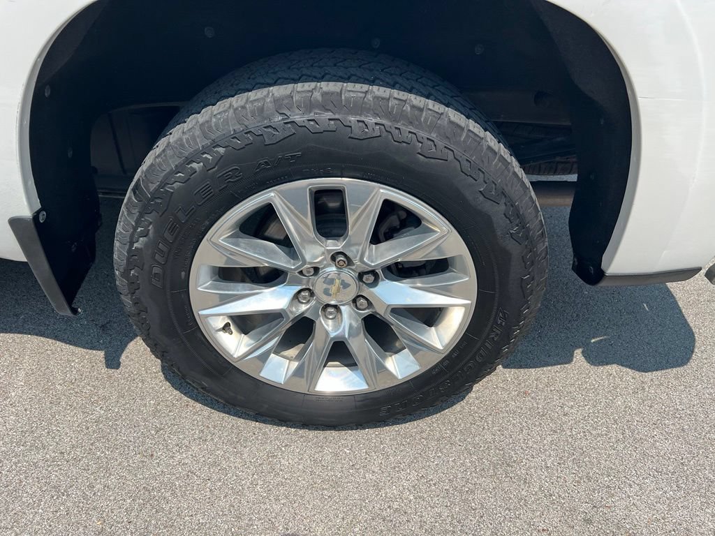Used 2020 Chevrolet Silverado 1500 LTZ AWD/4WD image 15