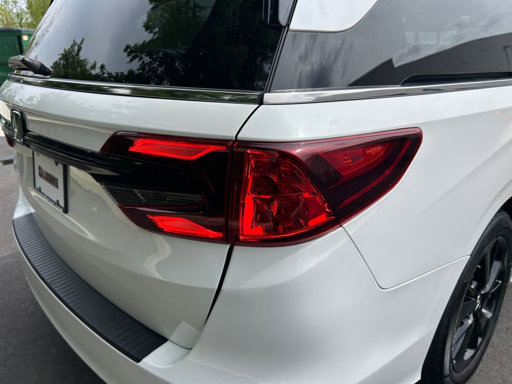 Certified 2024 Honda Odyssey Sport image 21