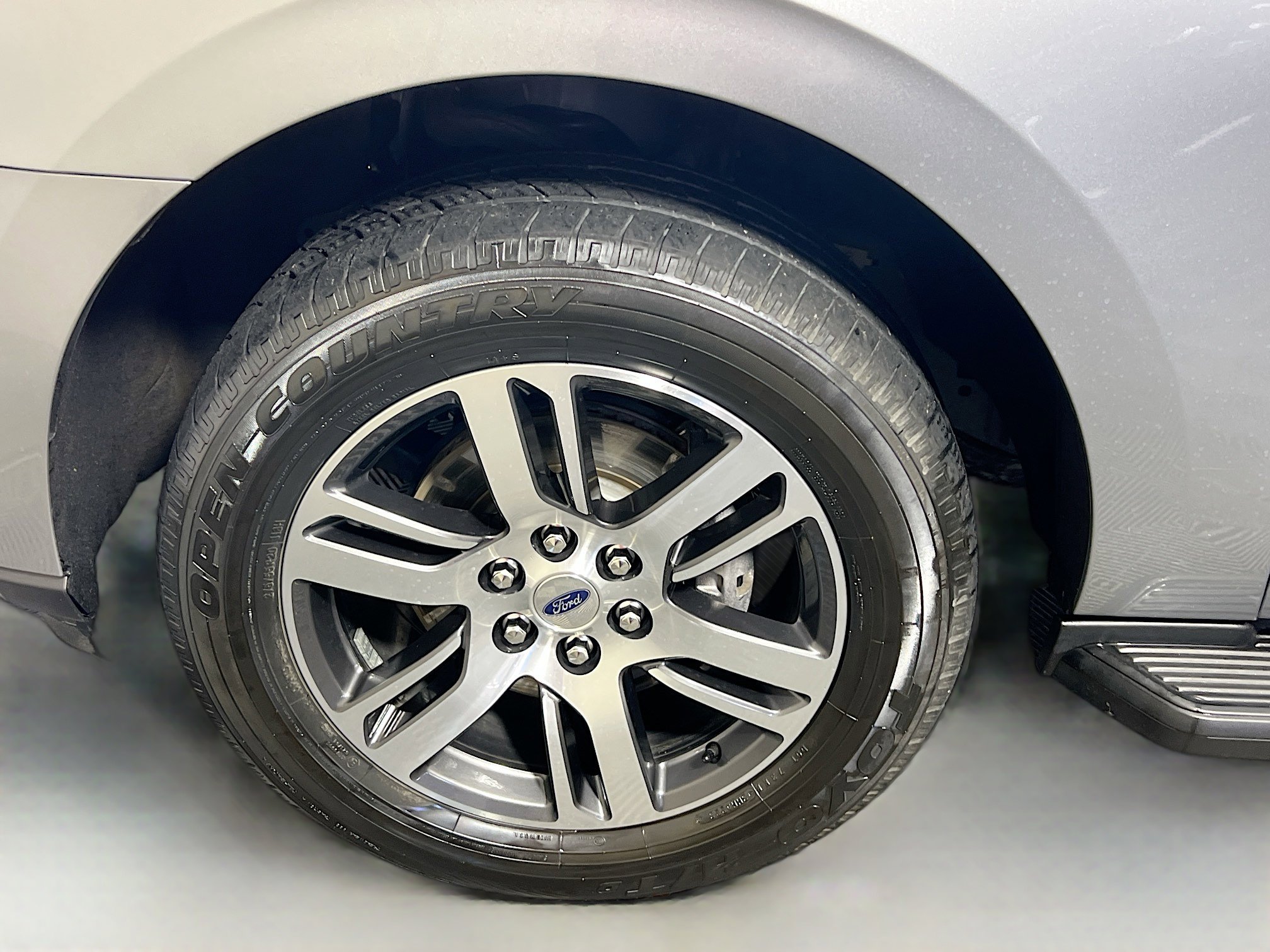 Used 2024 Ford Expedition Limited image 13