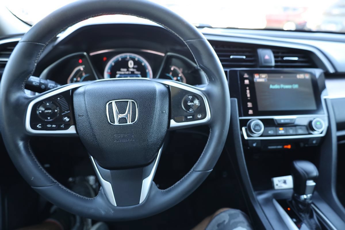 Used 2016 Honda Civic Touring image 21