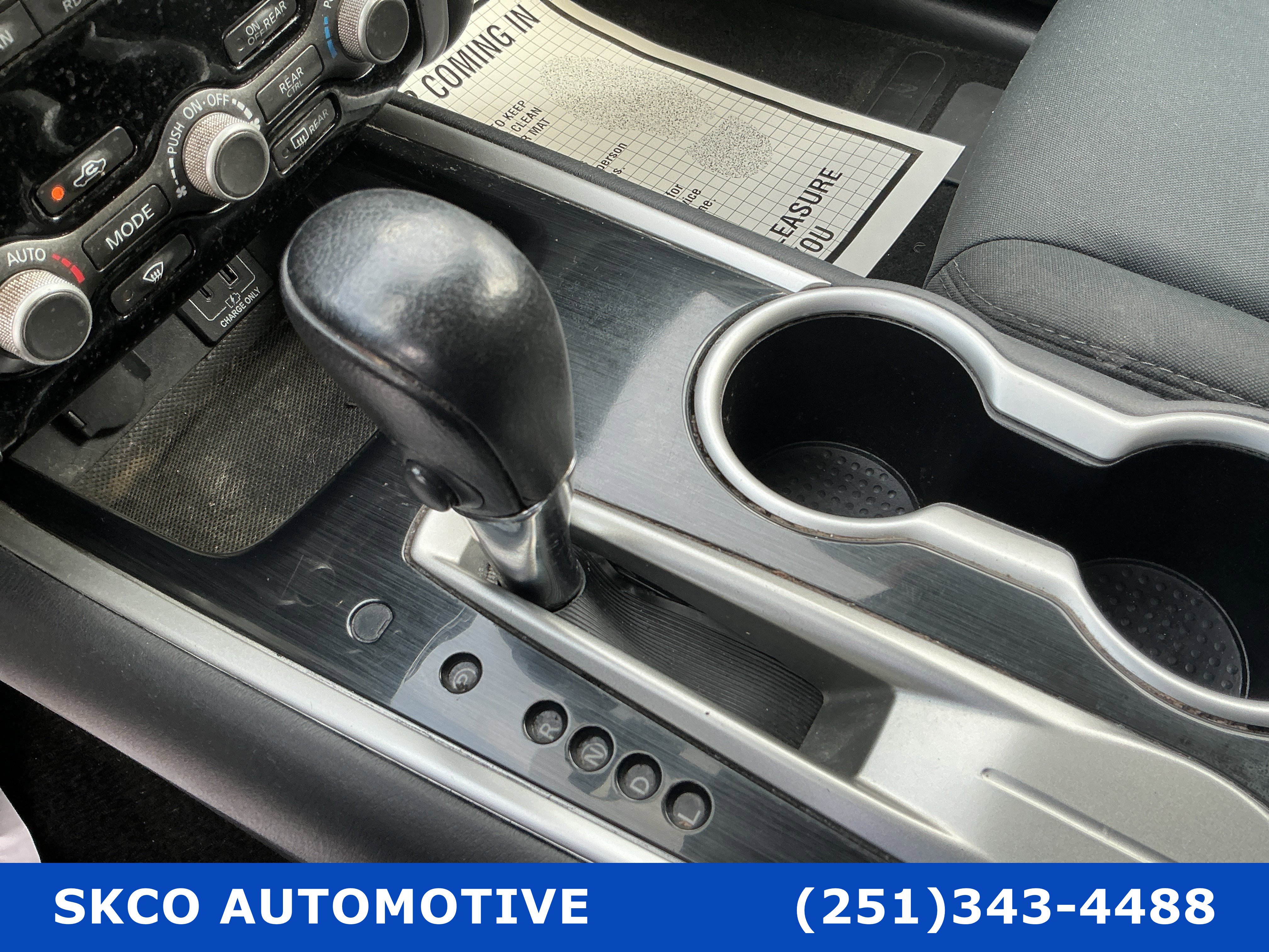 Used 2019 Nissan Pathfinder SV image 23