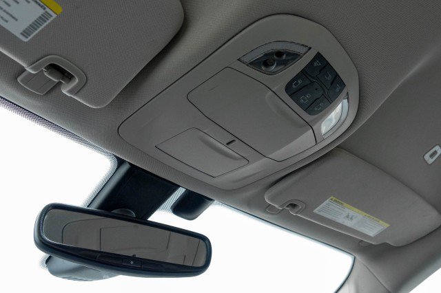 Used 2019 Chrysler Pacifica Touring-L FWD image 22