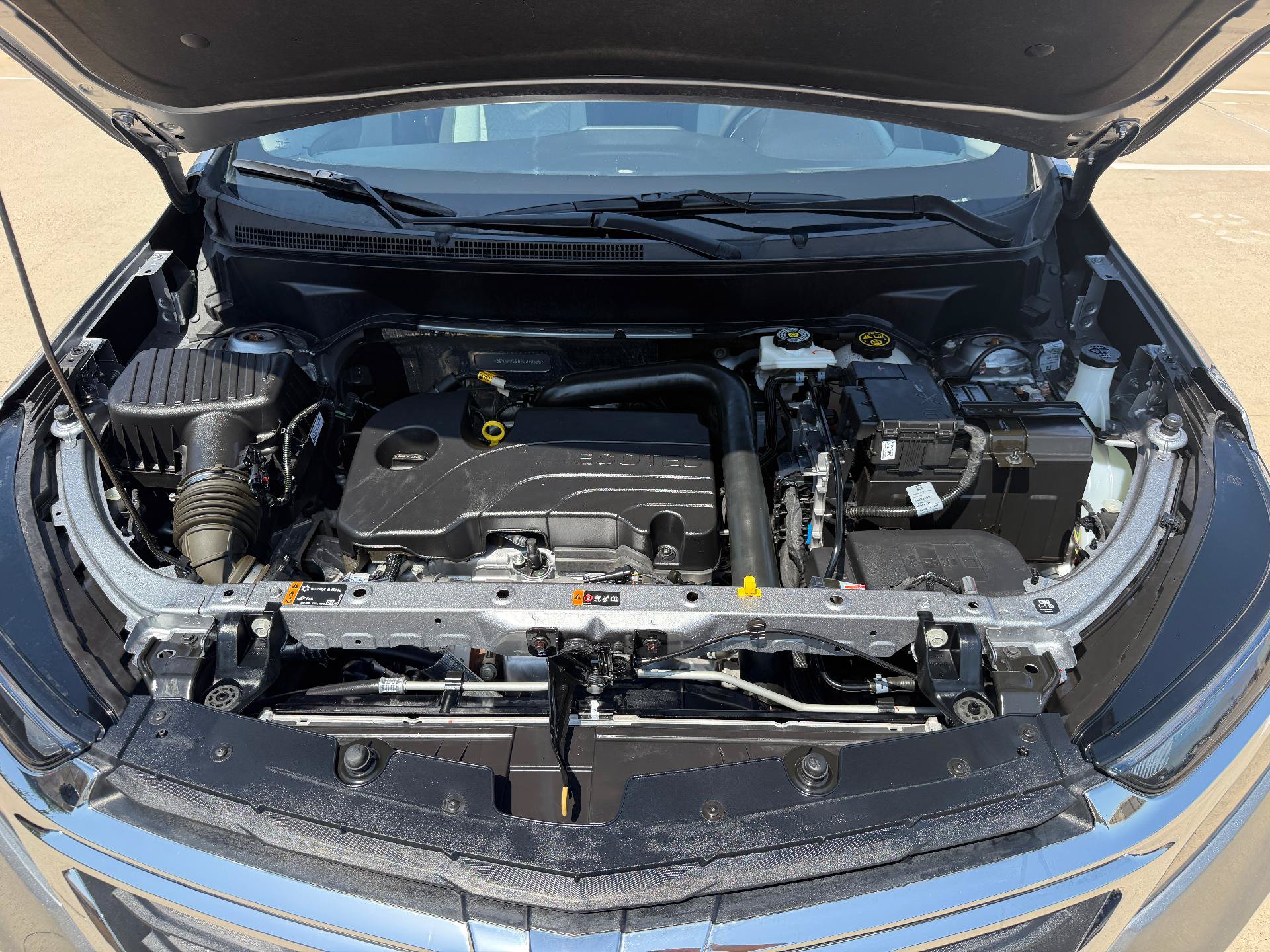 Used 2023 Chevrolet Equinox LS w/ LS Convenience Package FWD image 30