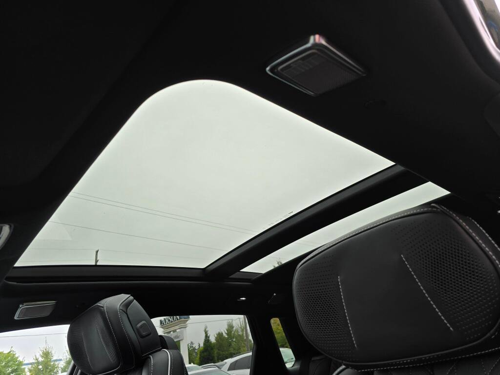 New 2026 Cadillac Lyriq V image 23