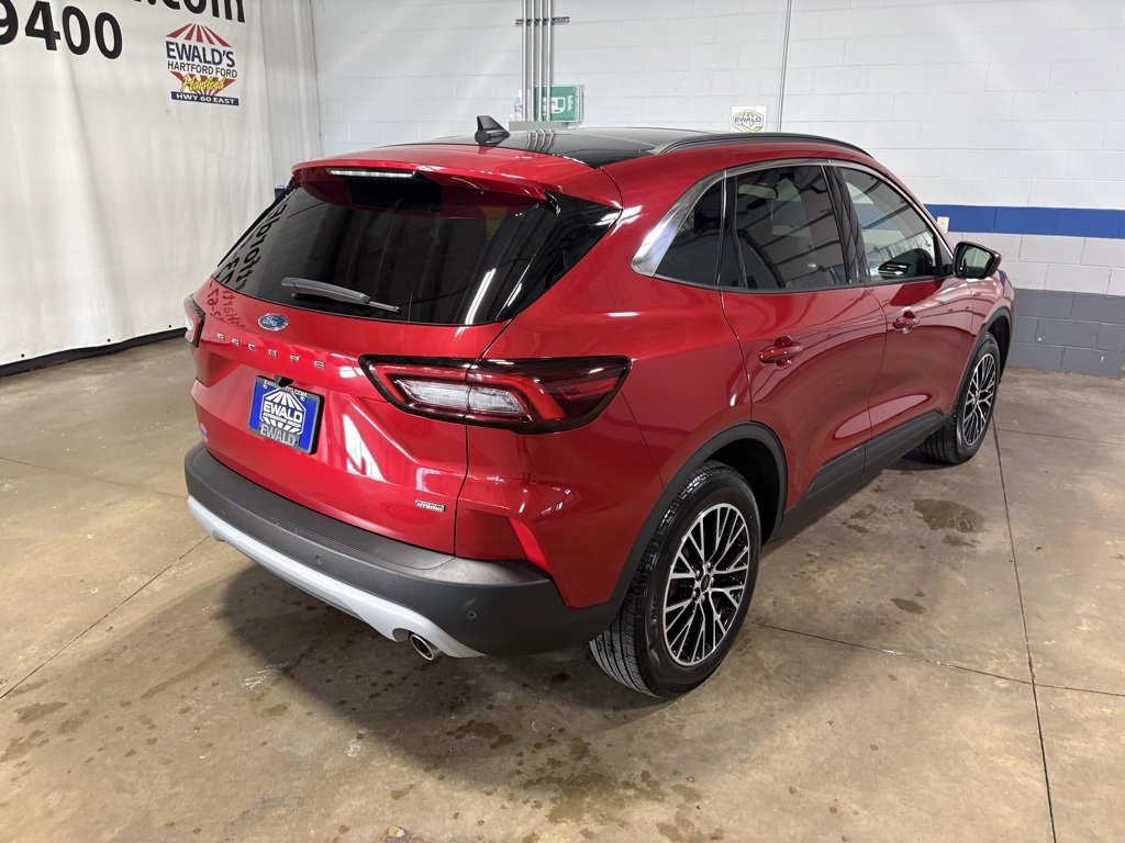 Certified 2024 Ford Escape Base image 6