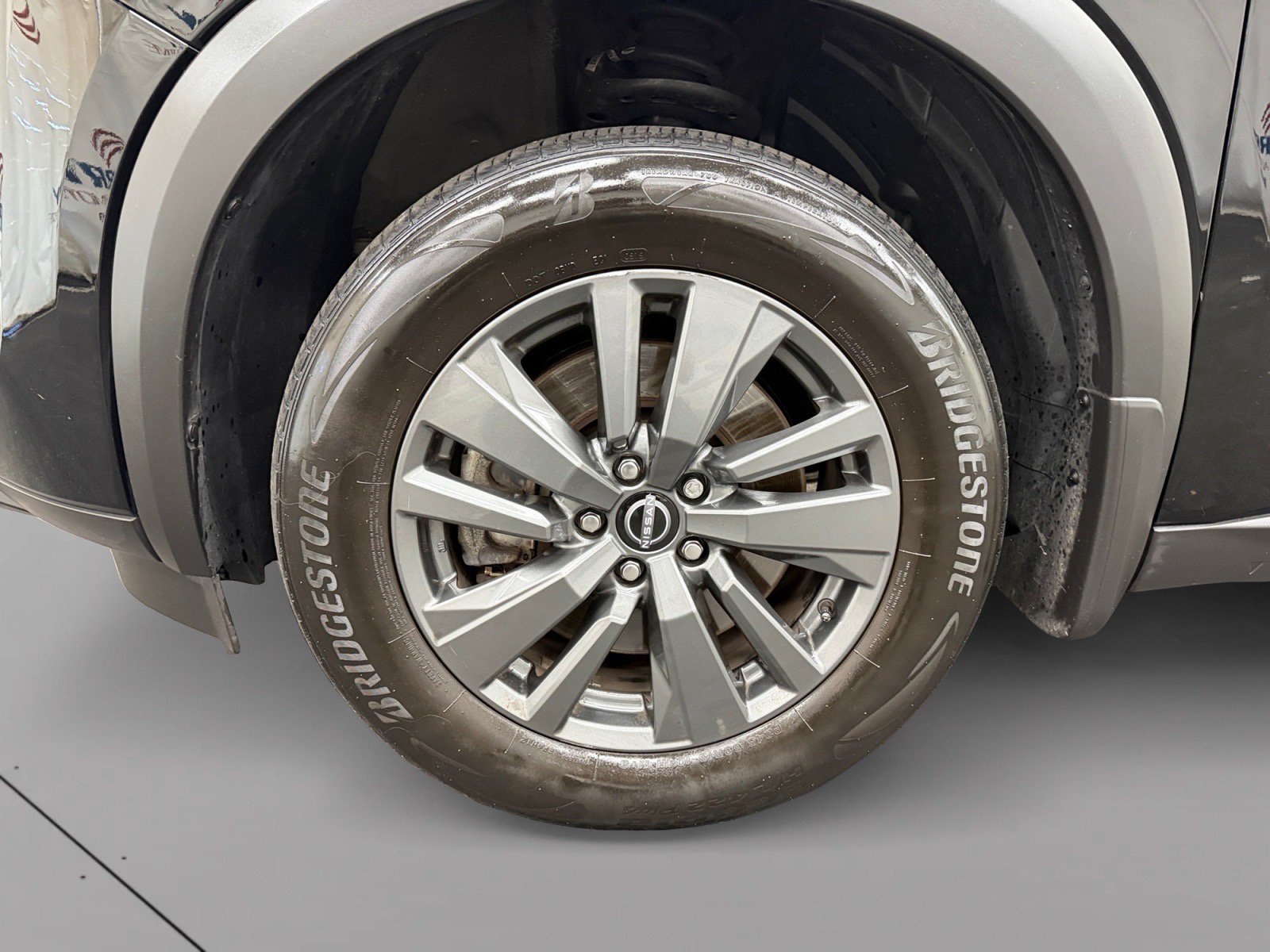 Used 2024 Nissan Pathfinder SV AWD/4WD image 14