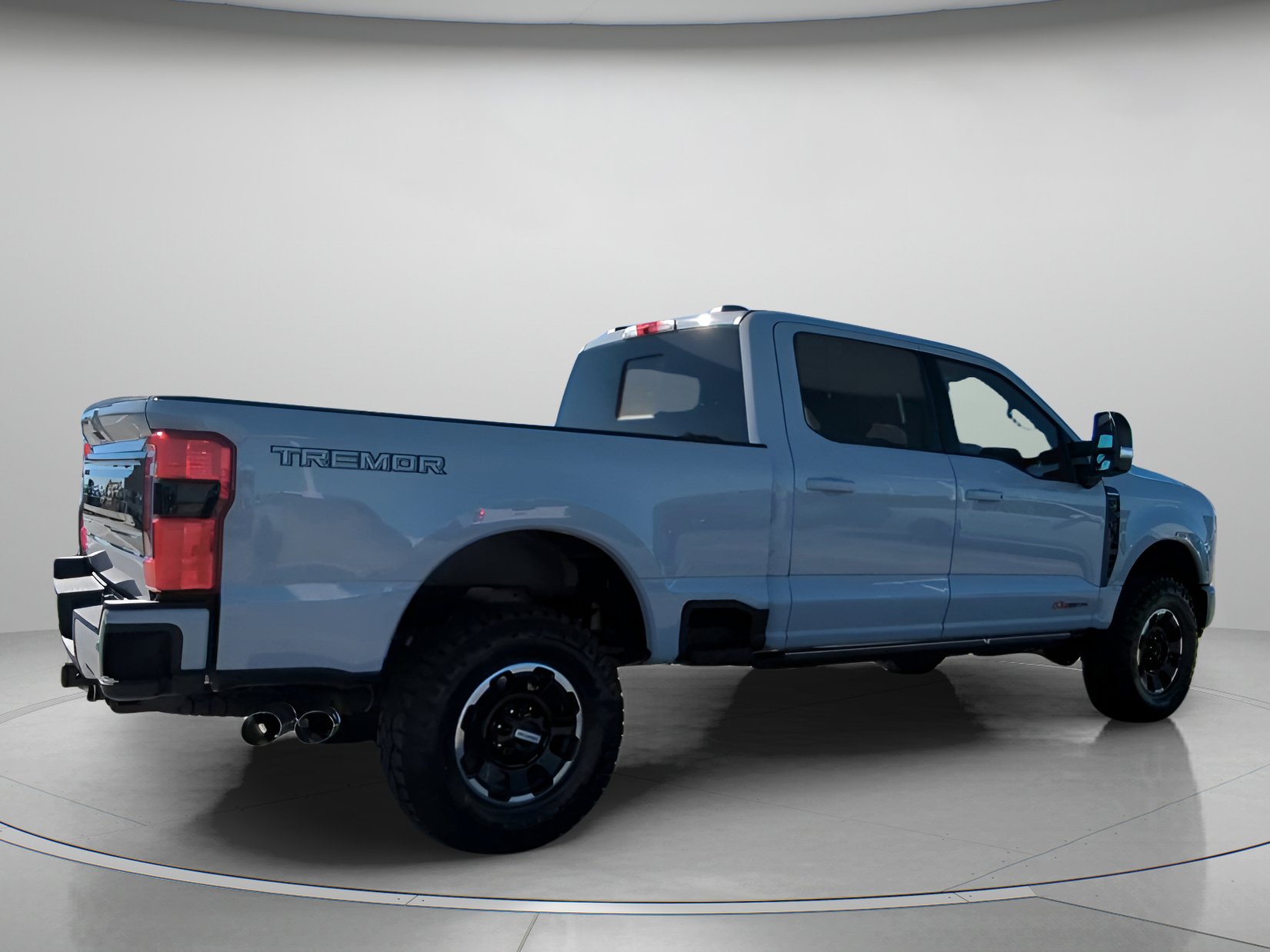 New 2026 Ford F250 Platinum w/ Tremor Off-Road Package image 31