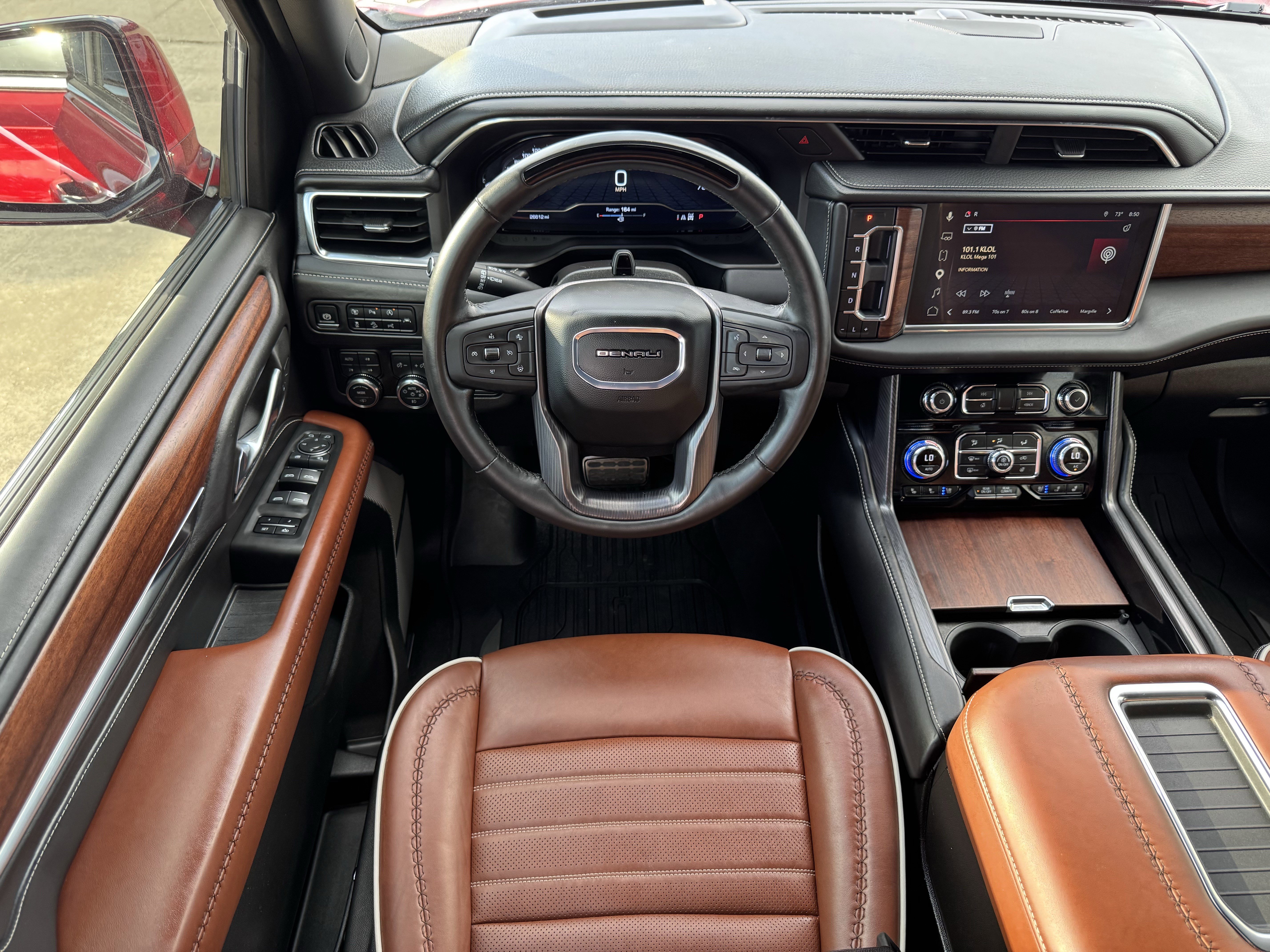 Used 2024 GMC Yukon Denali Ultimate image 14