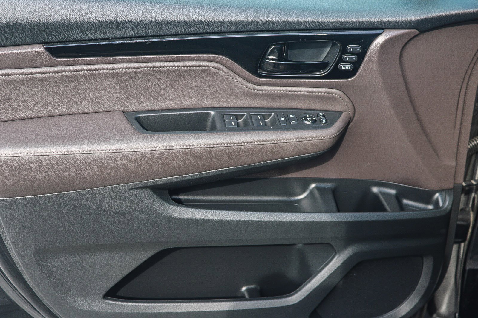 Used 2018 Honda Odyssey Elite image 21