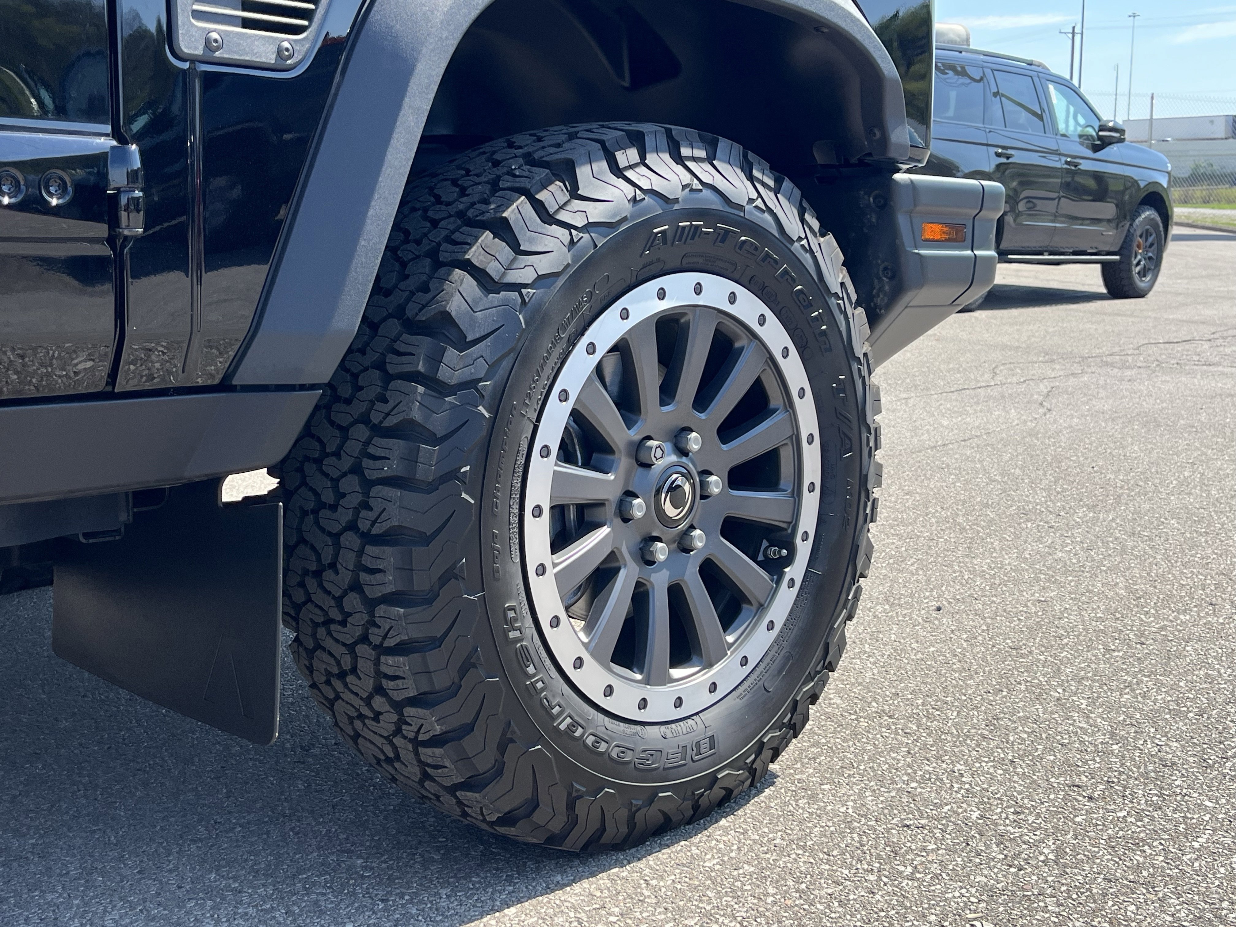 Used 2025 INEOS Grenadier Fieldmaster Edition image 30