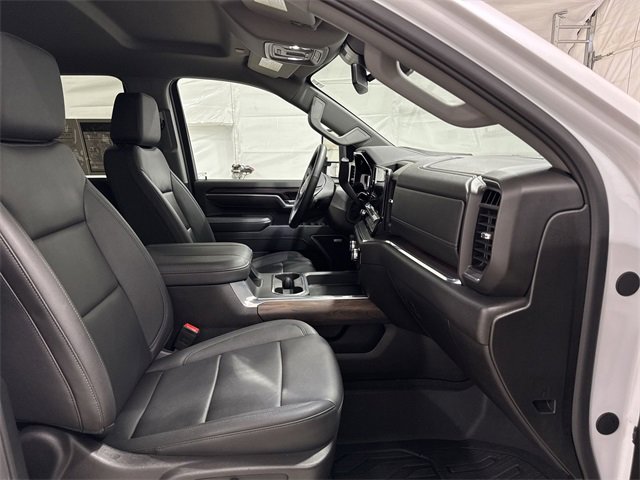 Used 2025 GMC Sierra 2500 SLT w/ SLT Premium Package image 28