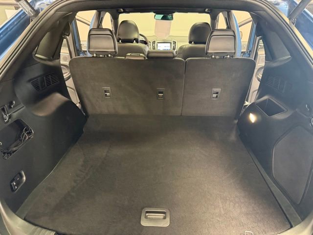 Used 2019 Ford Edge ST w/ Cold Weather Package AWD/4WD image 30